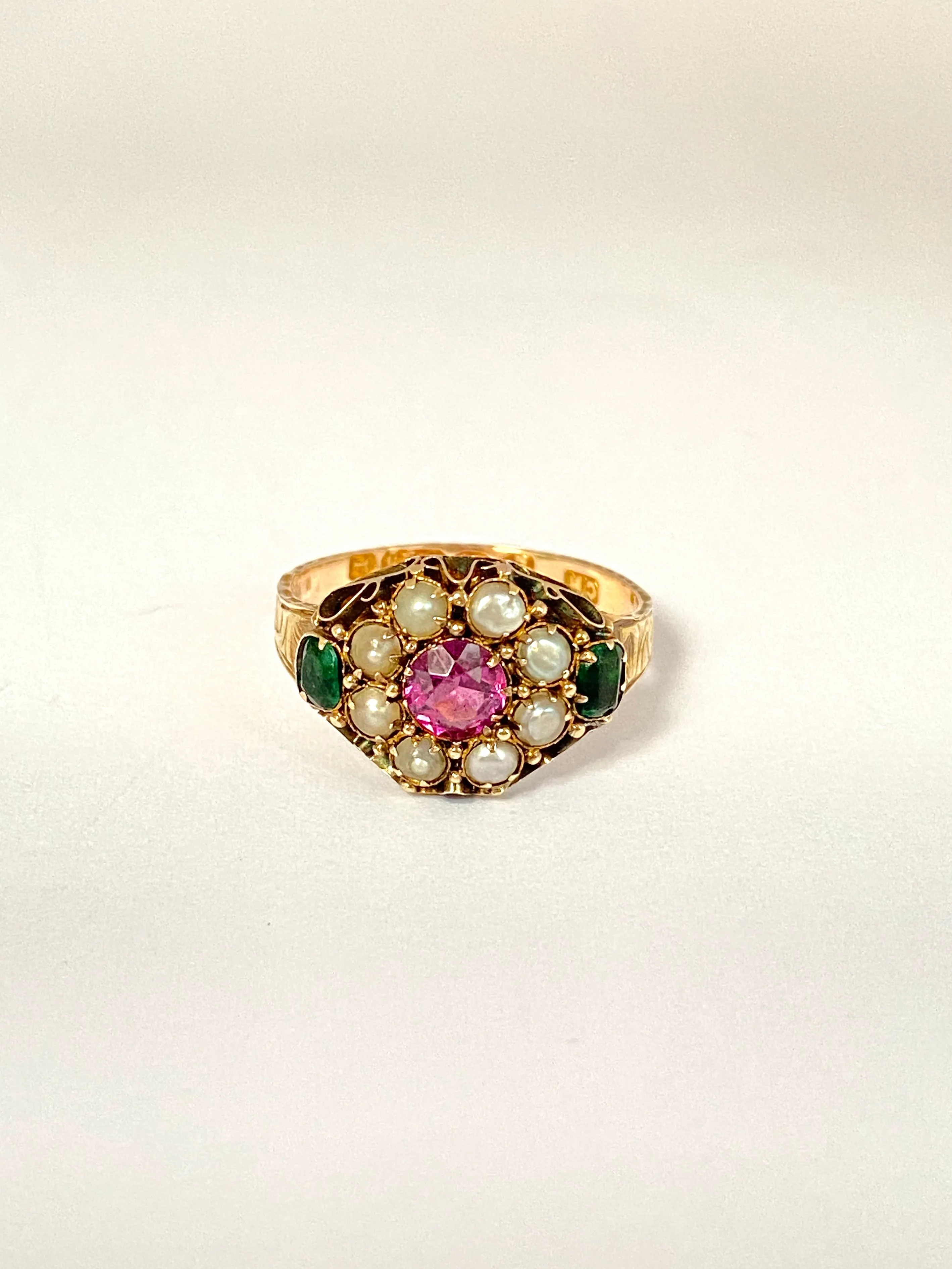 15ct Gold, Victorian, Pearl, Emerald and Almandine Garnet Ring, Hallmarked 1849