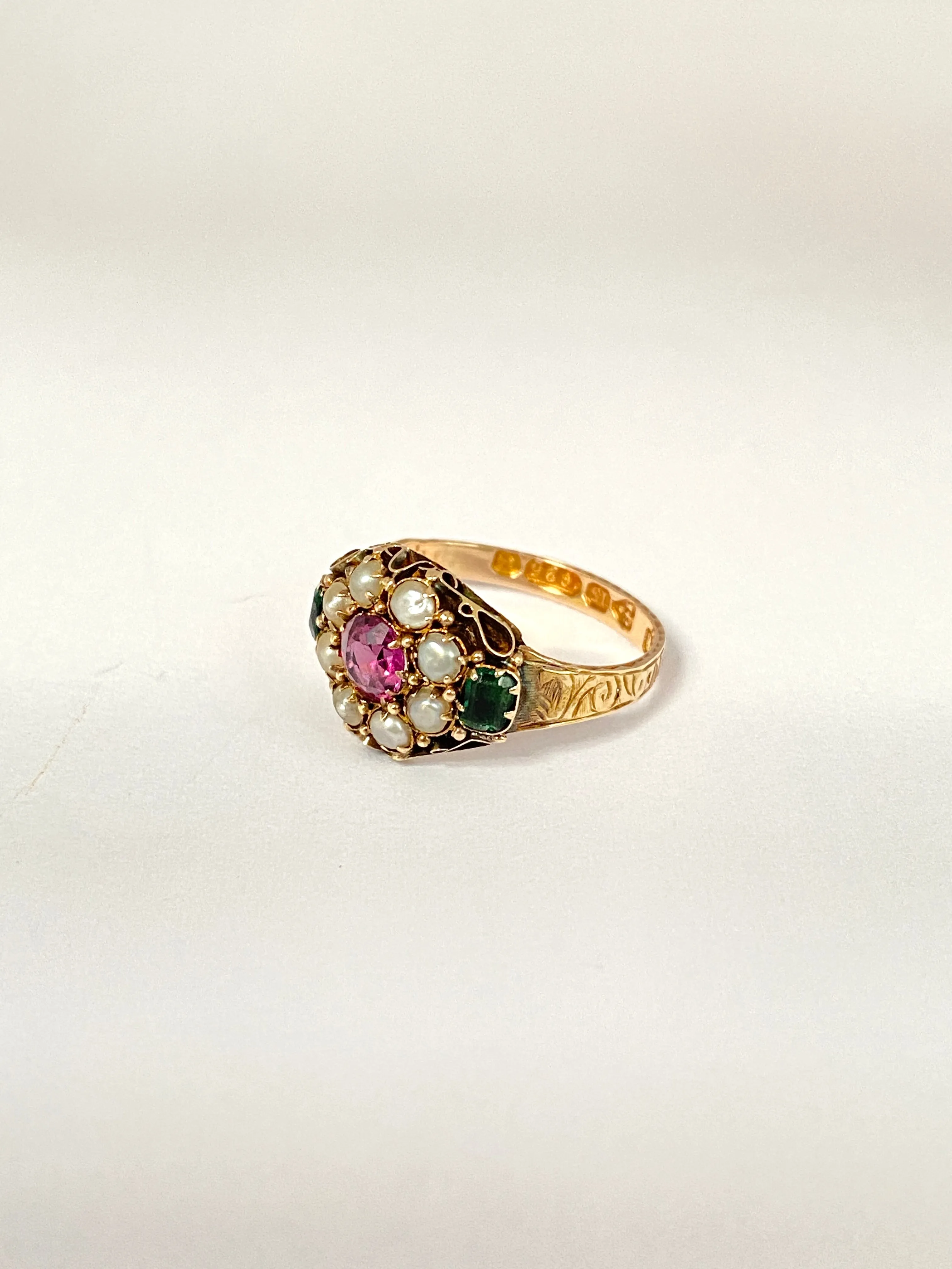 15ct Gold, Victorian, Pearl, Emerald and Almandine Garnet Ring, Hallmarked 1849