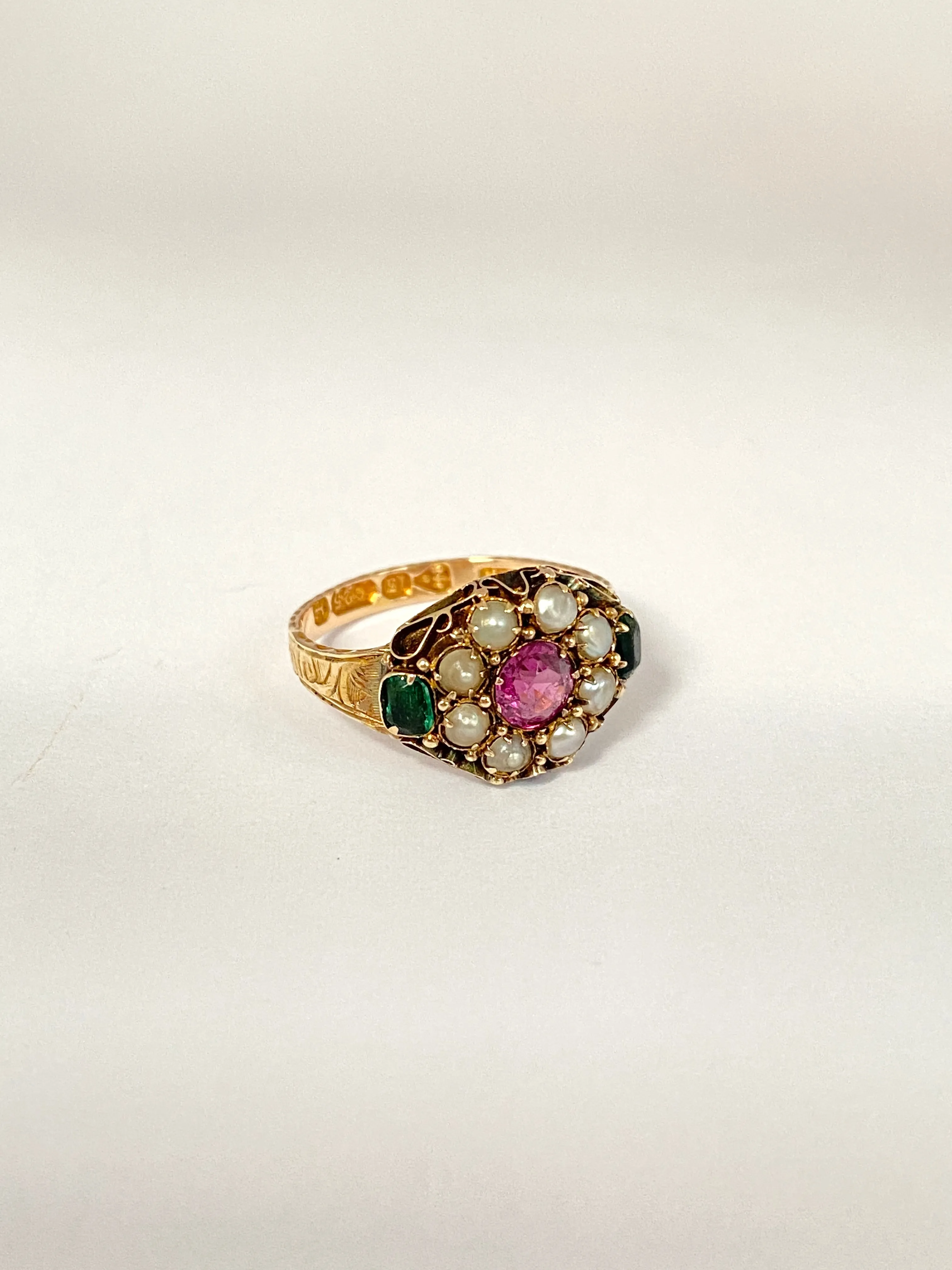 15ct Gold, Victorian, Pearl, Emerald and Almandine Garnet Ring, Hallmarked 1849