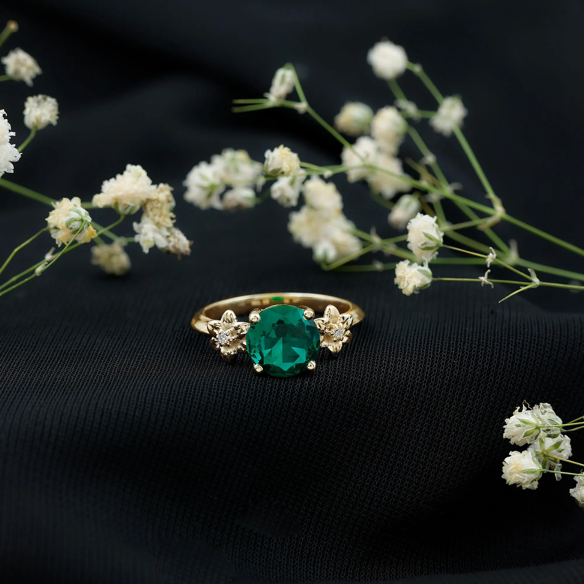 Created Emerald Solitaire Flower Engagement Ring with Diamond