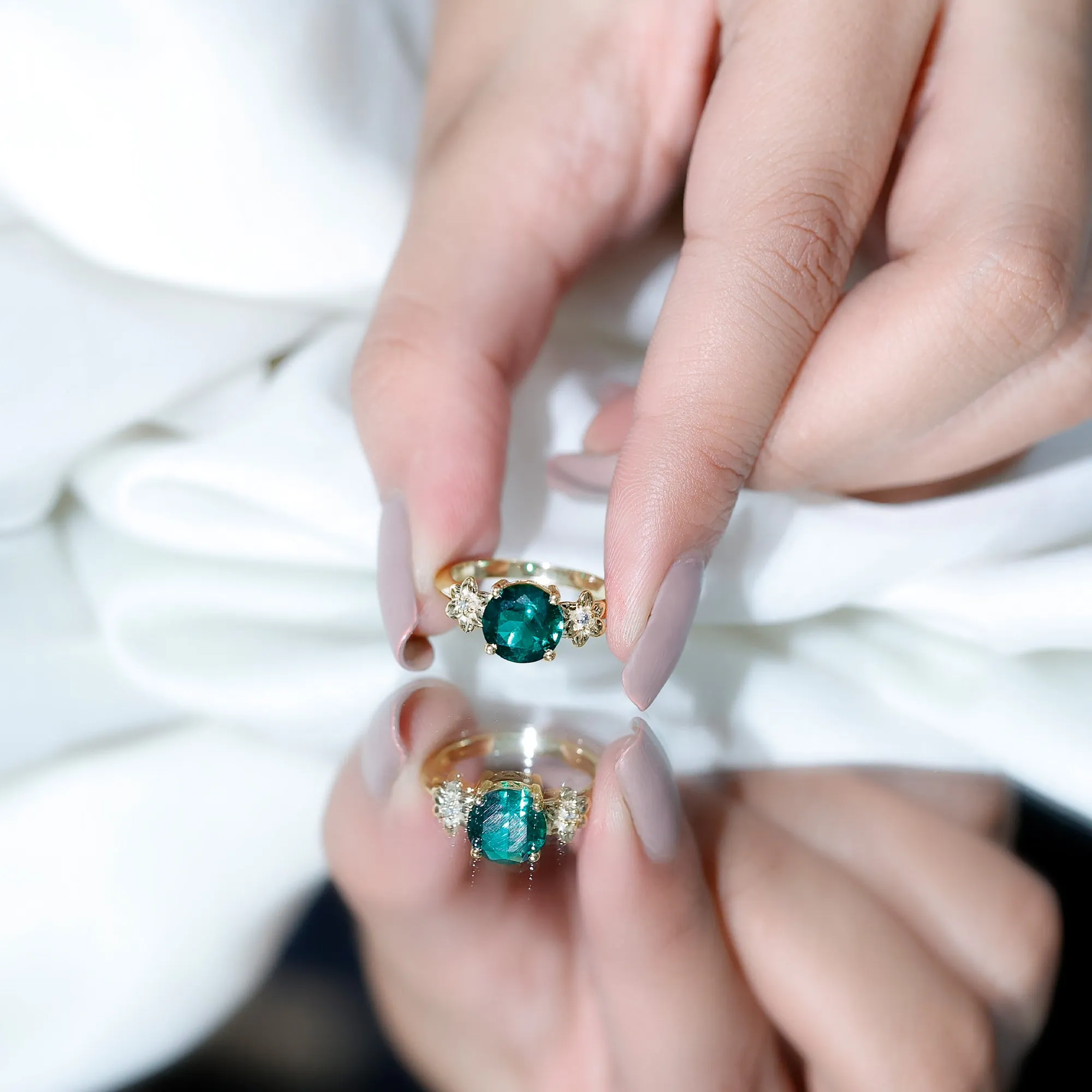 Created Emerald Solitaire Flower Engagement Ring with Diamond