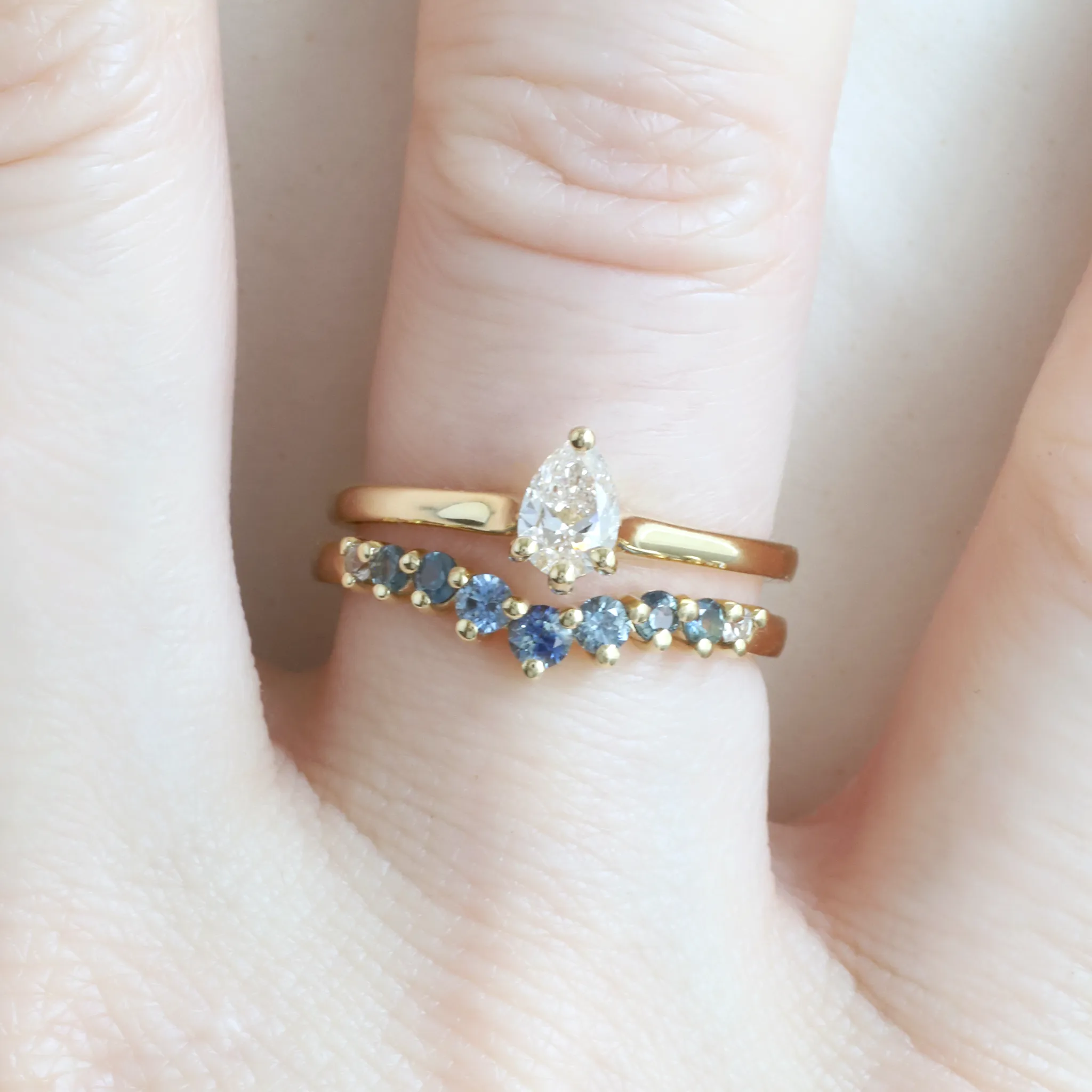 Gradient Sapphire Diadem Band in Yellow
