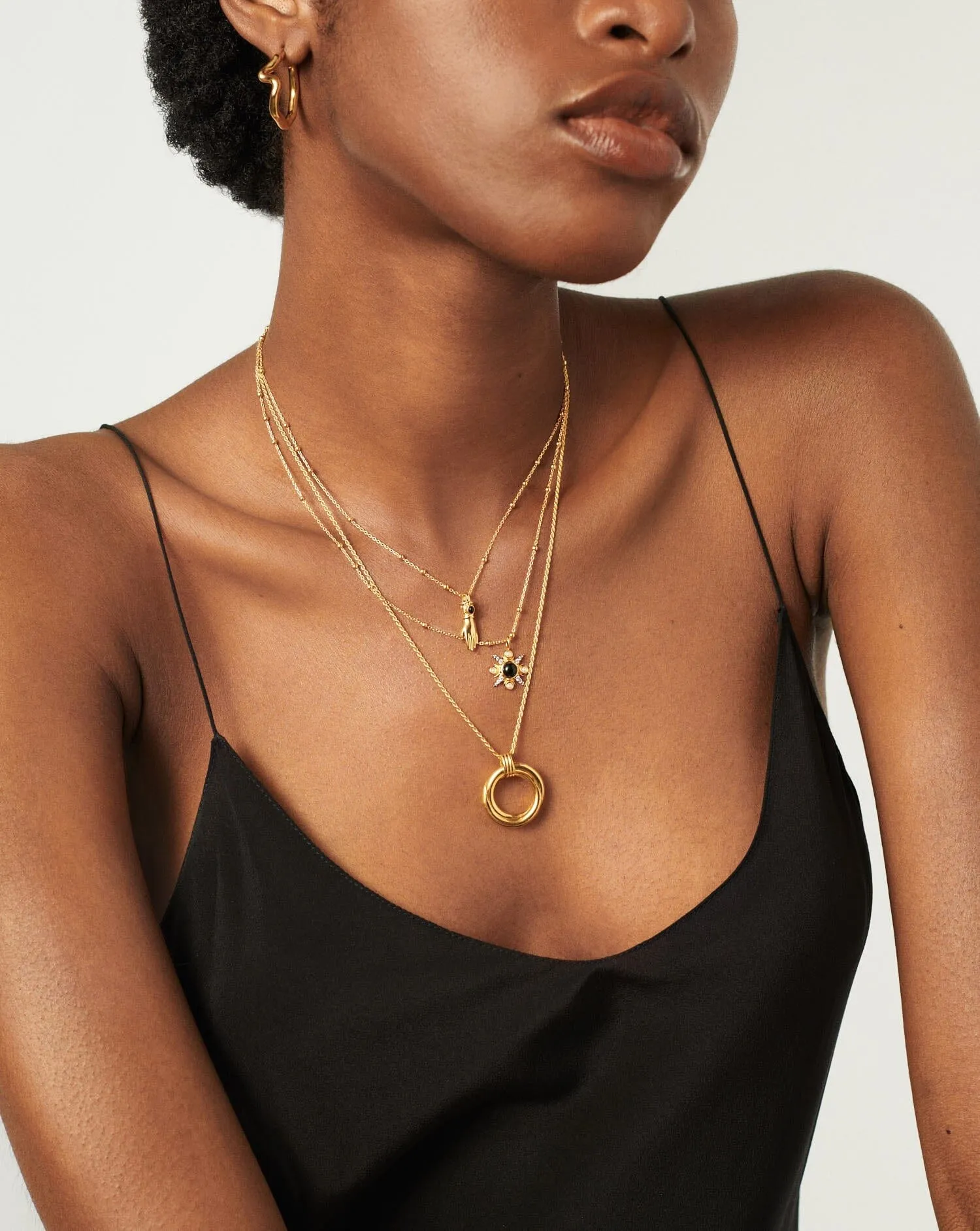 Harris Reed Handpicked Double Chain Pendant Necklace | 18k Gold Plated/Pearl & Onyx