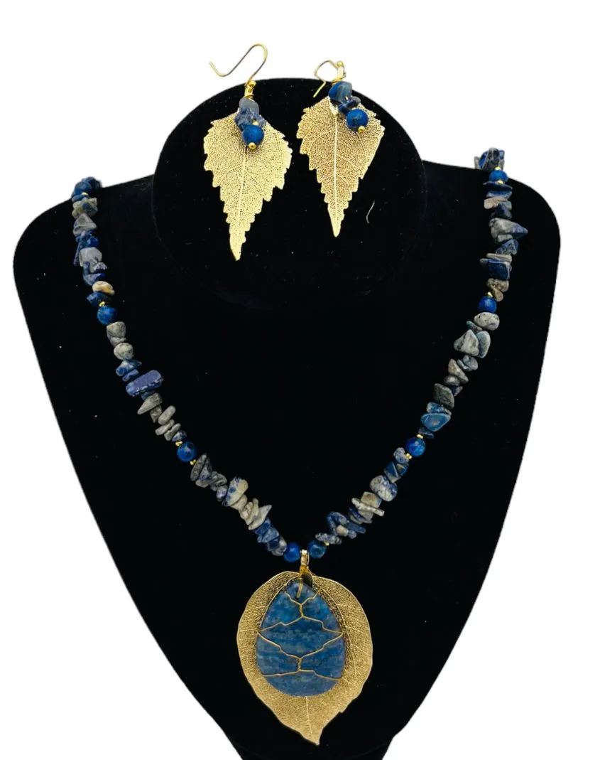 Jewelry- golden necklace quartz (PREOWNED)