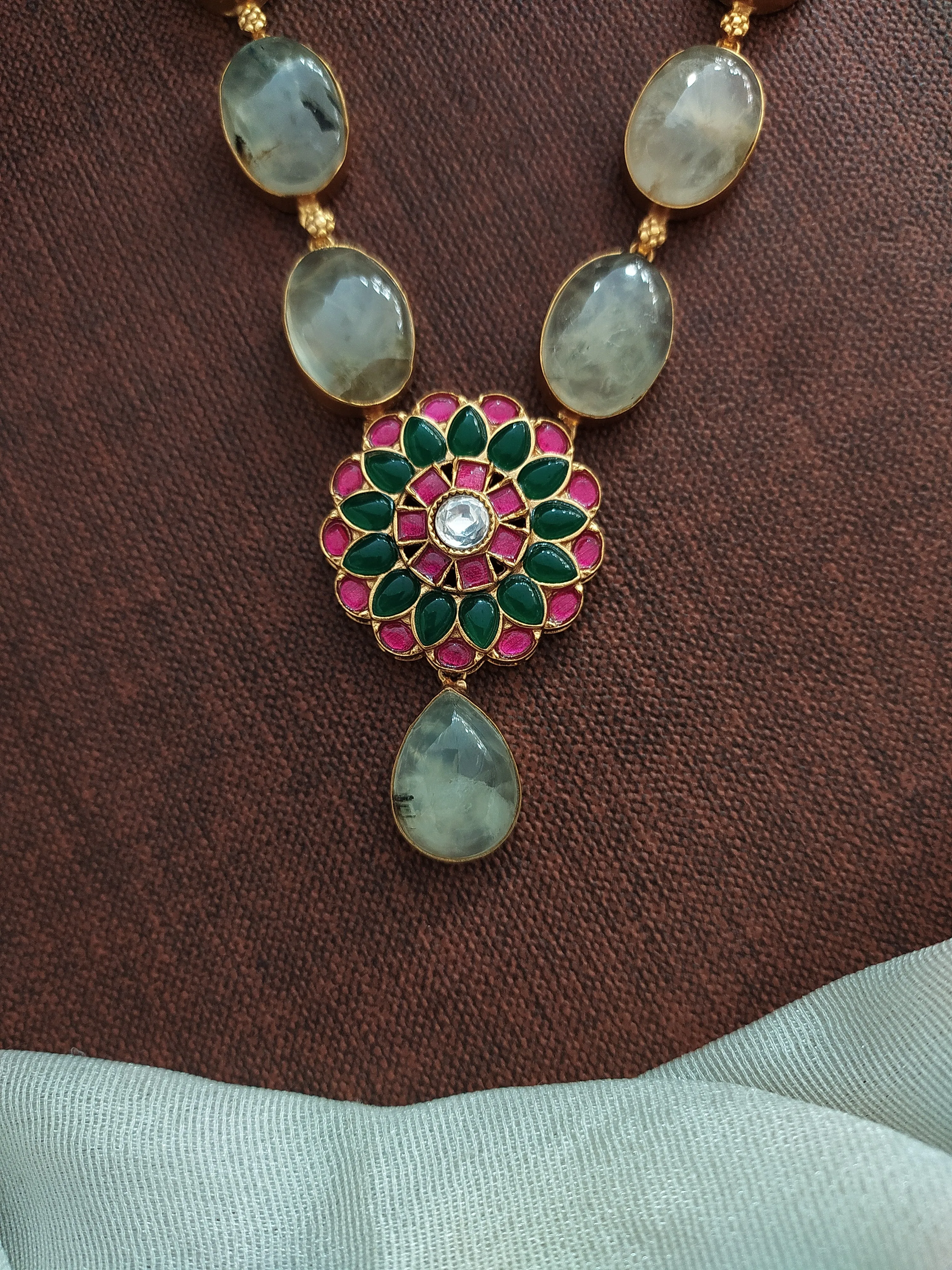 Kundan Necklace Set with Quartz Chain & Jadau Kundan Floral Pendant