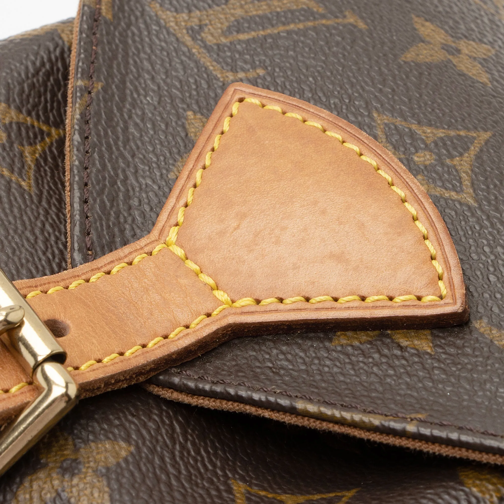 Louis Vuitton Vintage Monogram Canvas Montsouris MM Backpack (SHF-xzN3al)