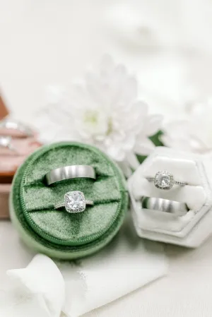 Moss Green Velvet Round Ring Box