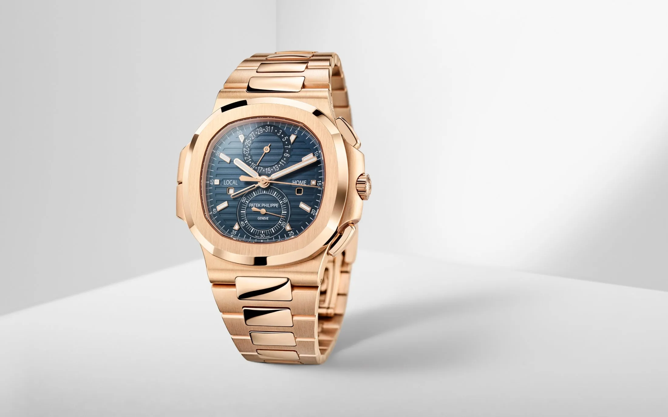 Patek Philippe Nautilus 5990/1R-001 – Rose Gold Chronograph Travel Time