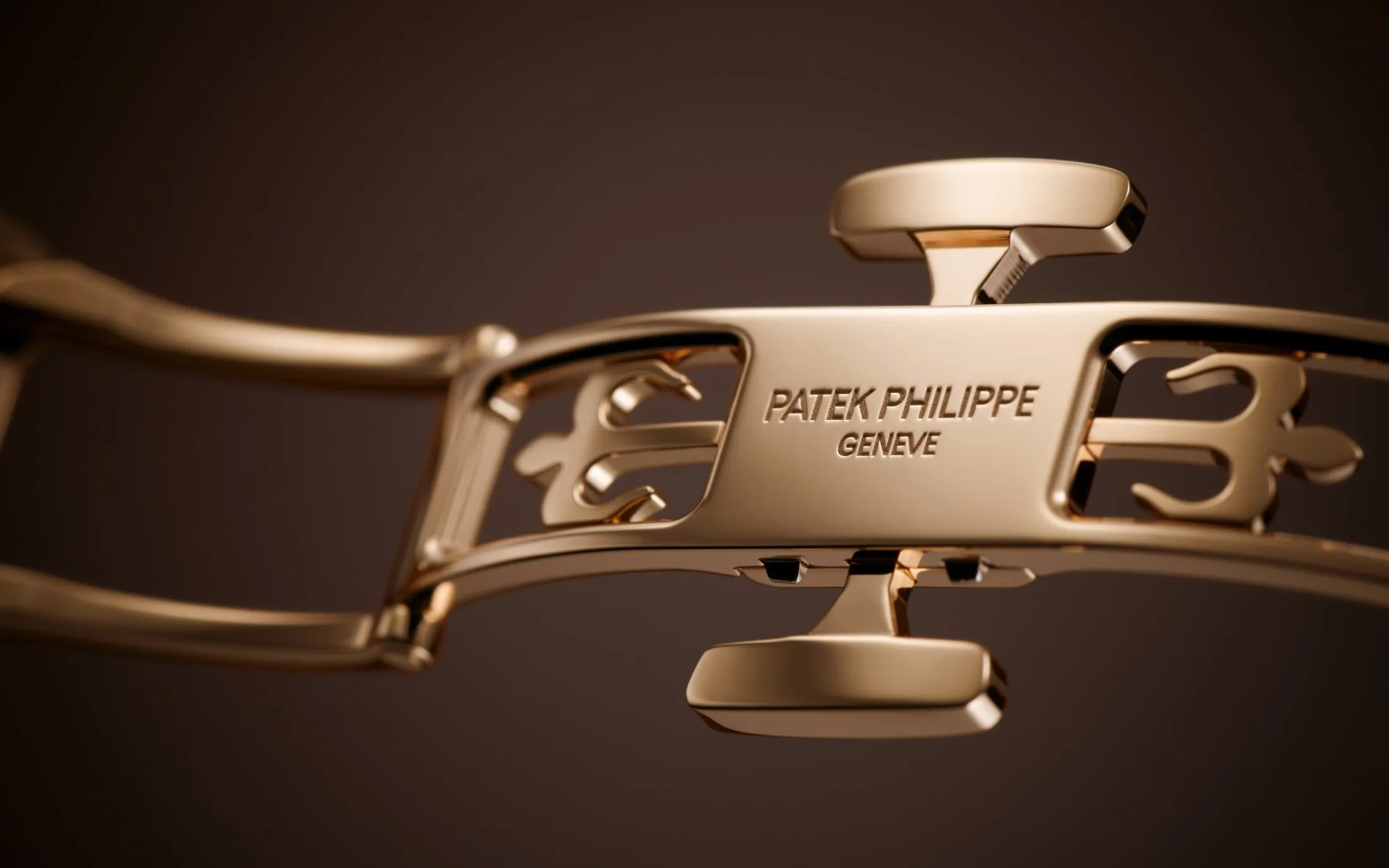 Patek Philippe Nautilus 5990/1R-001 – Rose Gold Chronograph Travel Time