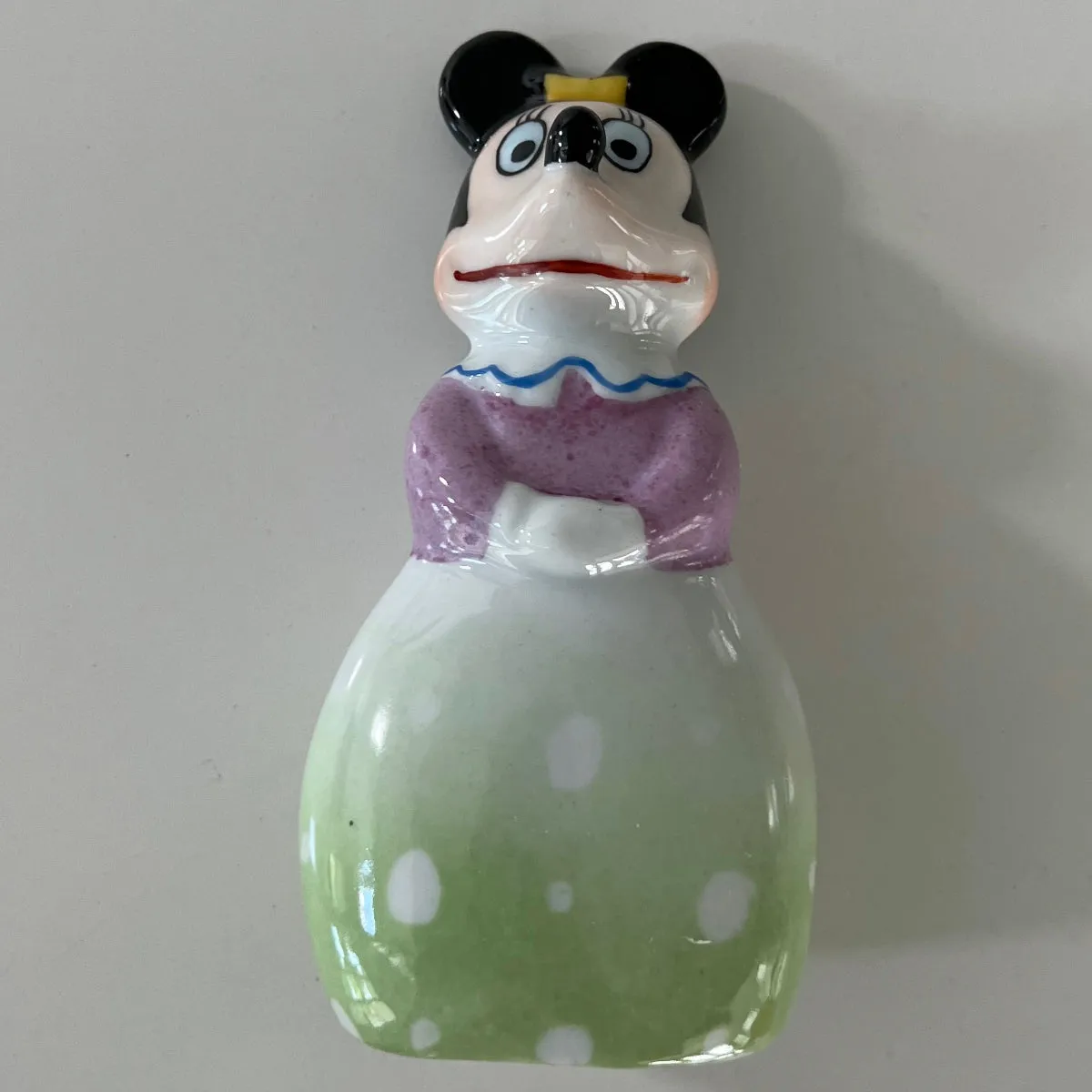 Rare VTG Minnie Mouse 1930-1950s Soccer Ceramic Figurine