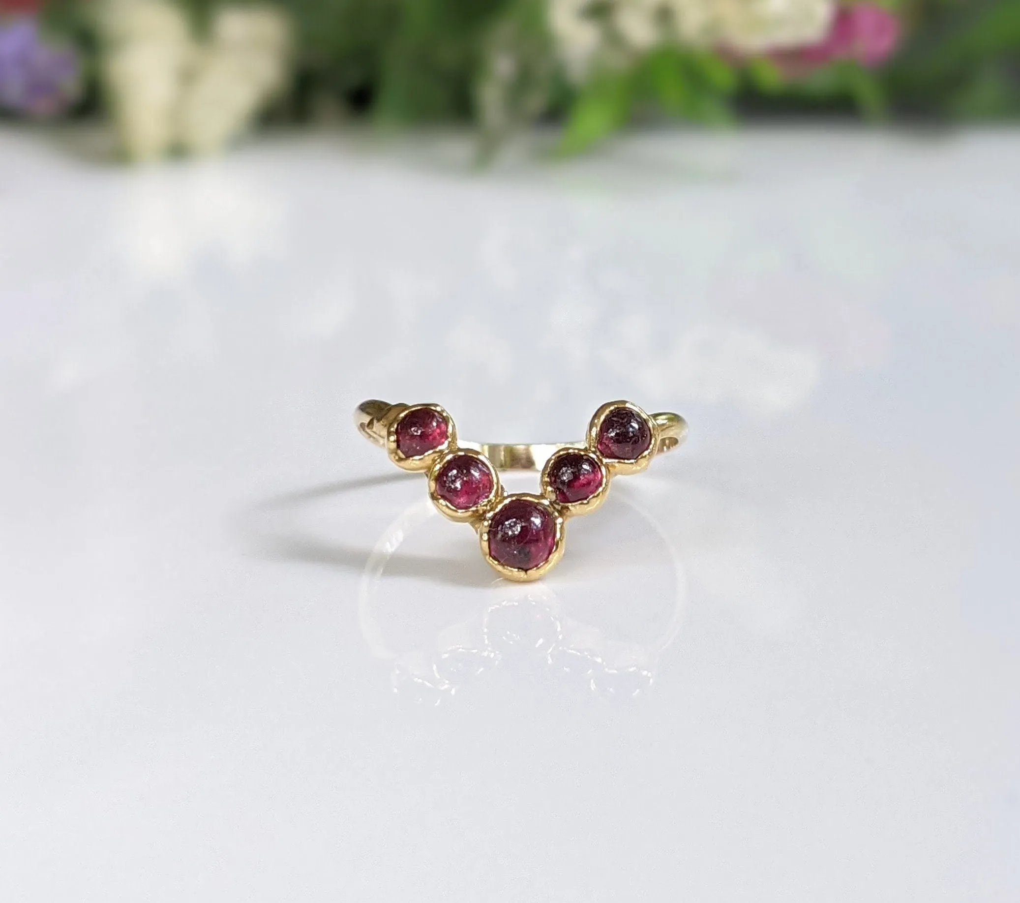 Ruby Chevron ring in 18k Gold