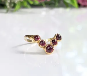 Ruby Chevron ring in 18k Gold