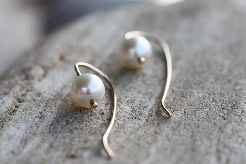 Salt Water Pearl Gold K18 Wire earrings