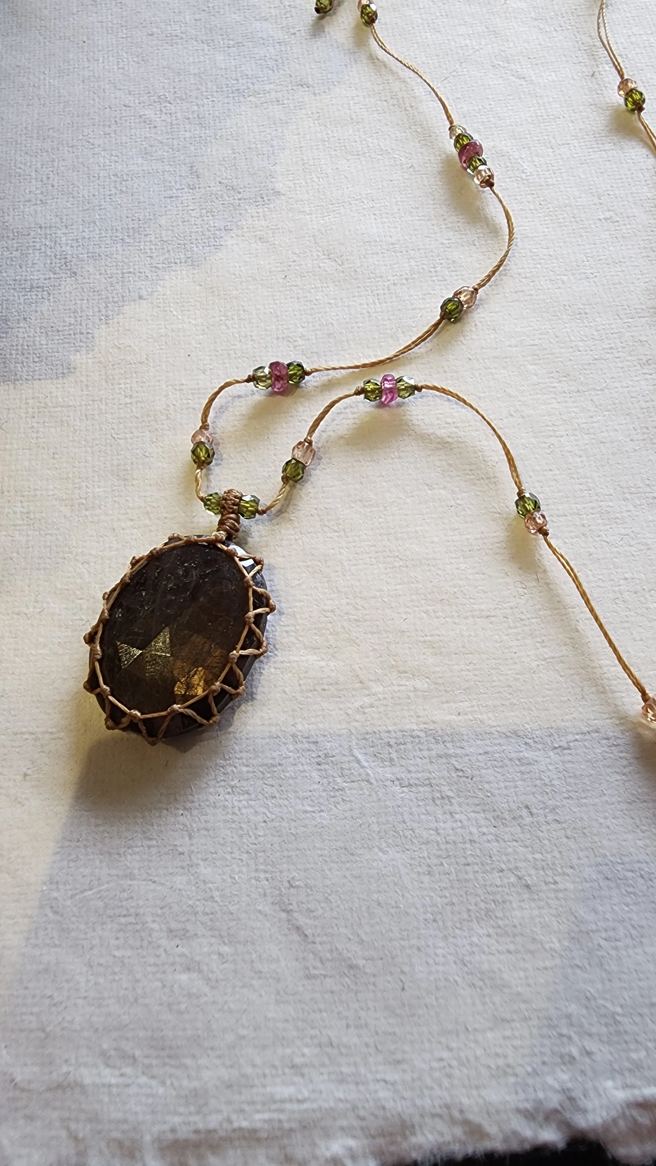 Short Tibetan Necklace - Corrundum grey Sapphire