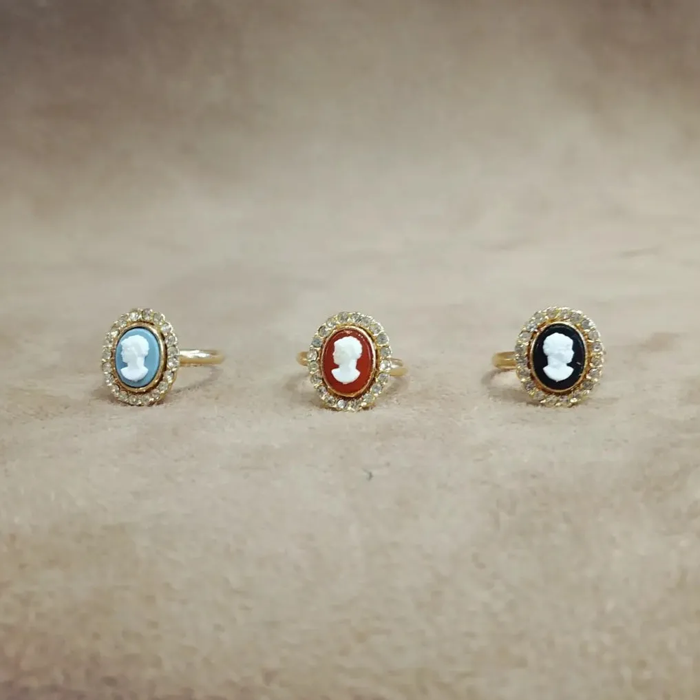 Vintage Cameo Ring