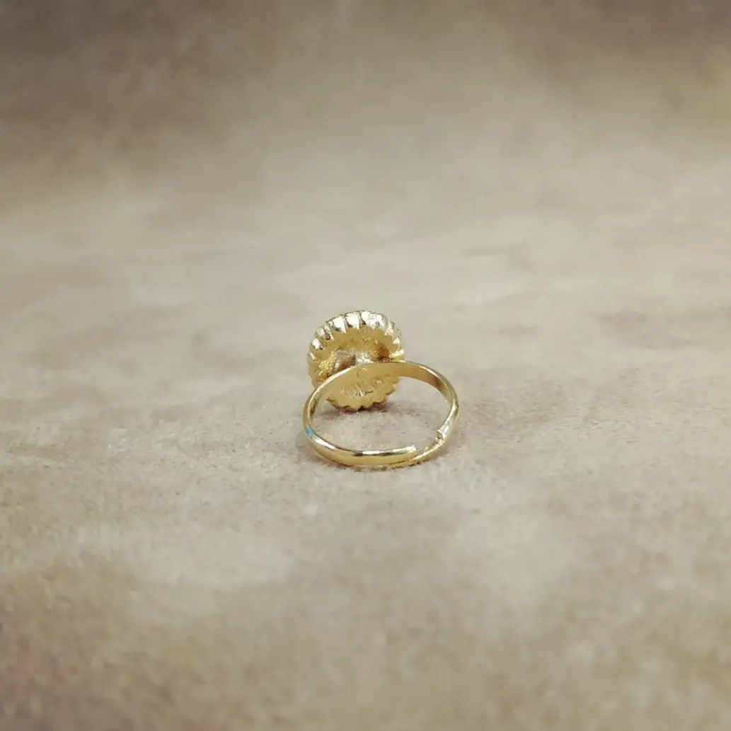 Vintage Cameo Ring
